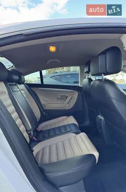 Купе Volkswagen CC / Passat CC 2014 в 