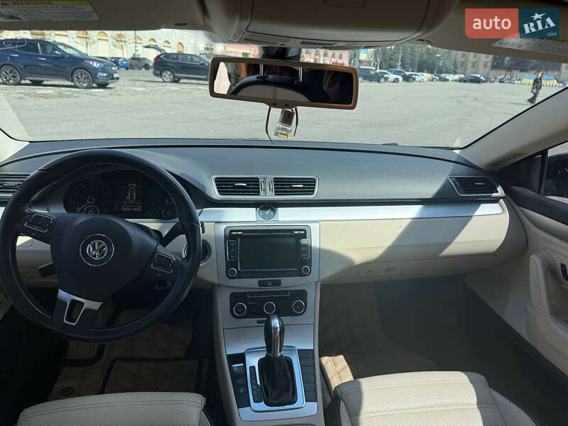 Купе Volkswagen CC / Passat CC 2011 в Харькове
