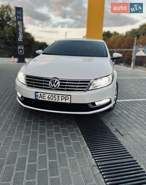 Купе Volkswagen CC / Passat CC 2012 в Кропивницком