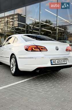 Купе Volkswagen CC / Passat CC 2012 в 