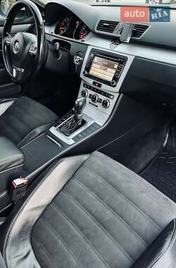 Купе Volkswagen CC / Passat CC 2012 в 