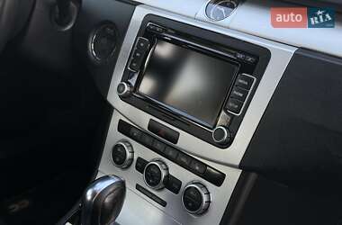 Купе Volkswagen CC / Passat CC 2012 в 