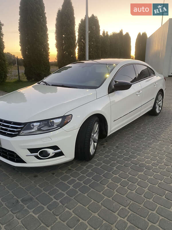 Купе Volkswagen CC / Passat CC 2013 в Львове
