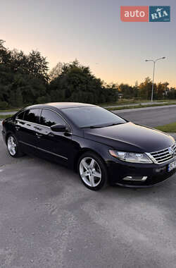 Купе Volkswagen CC / Passat CC 2014 в Львове