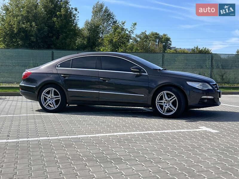 Купе Volkswagen CC / Passat CC 2010 в Вінниці