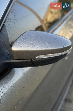 Купе Volkswagen CC / Passat CC 2010 в 