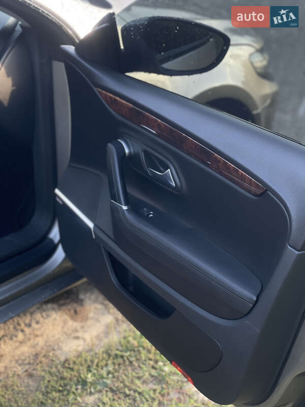 Купе Volkswagen CC / Passat CC 2010 в Калуше