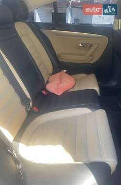 Купе Volkswagen CC / Passat CC 2013 в 