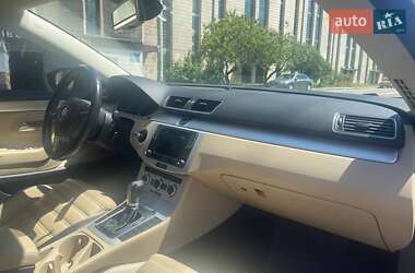 Купе Volkswagen CC / Passat CC 2013 в 