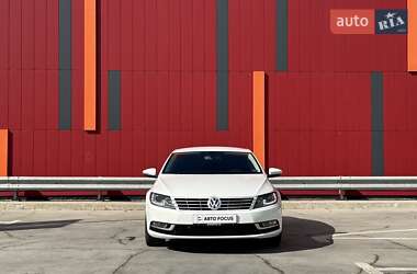 Купе Volkswagen CC / Passat CC 2015 в 