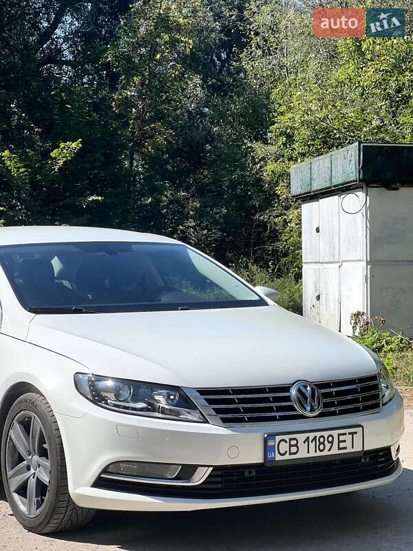 Купе Volkswagen CC / Passat CC 2016 в Чернігові