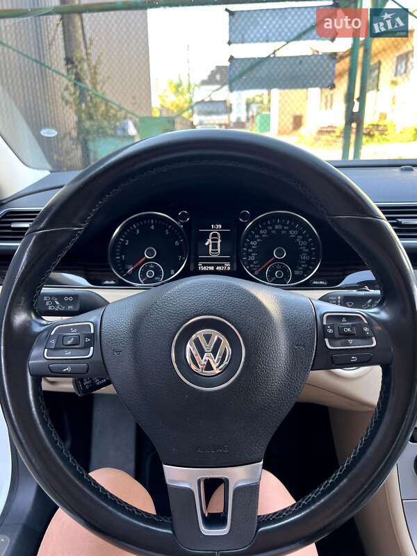 Купе Volkswagen CC / Passat CC 2016 в Чернігові