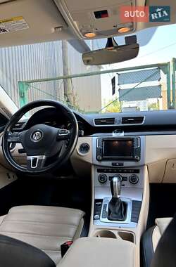Купе Volkswagen CC / Passat CC 2016 в 