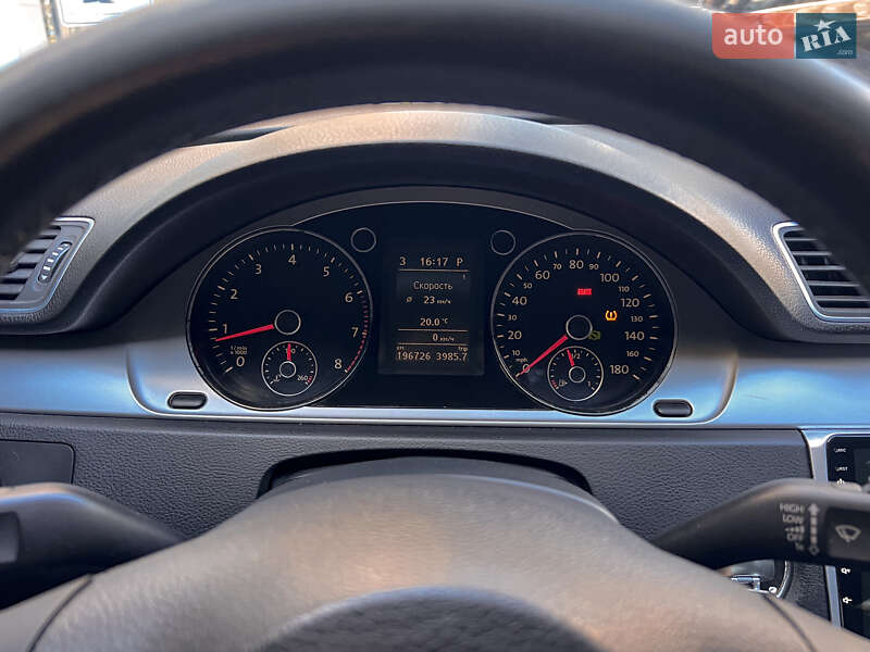 Купе Volkswagen CC / Passat CC 2010 в Киеве