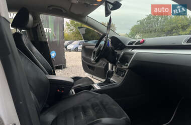 Купе Volkswagen CC / Passat CC 2011 в 