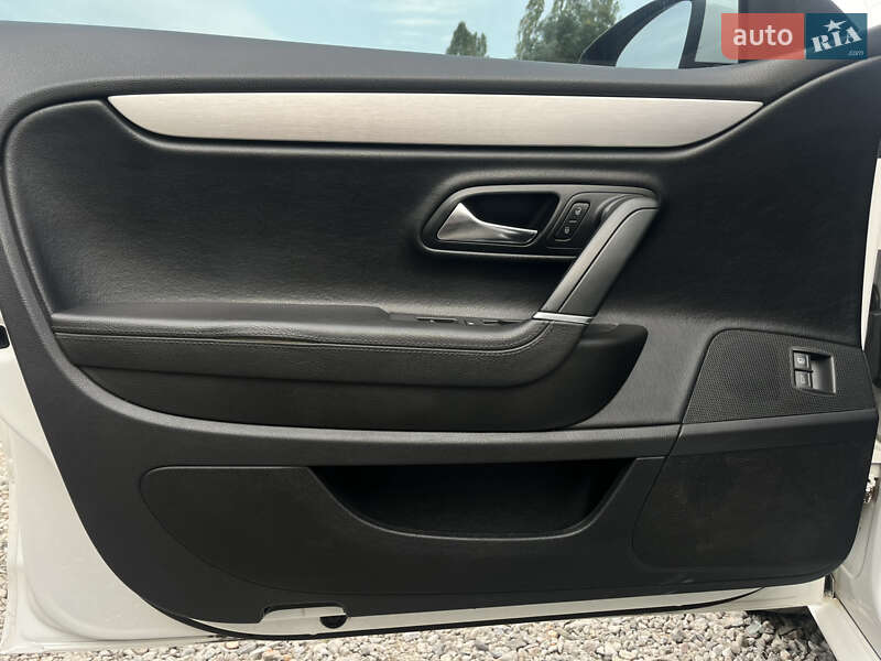 Купе Volkswagen CC / Passat CC 2011 в Харькове