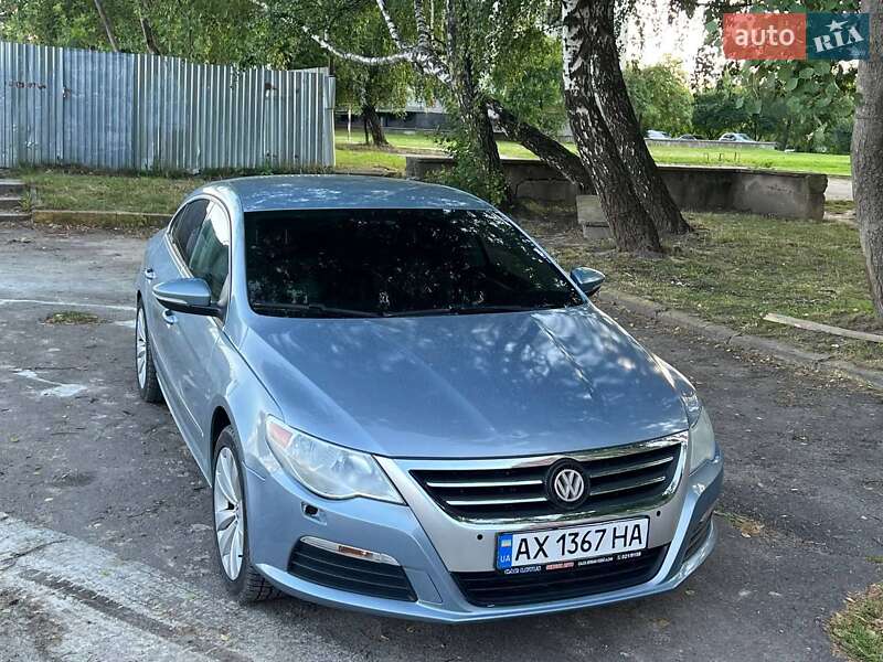 Volkswagen CC / Passat CC 2011