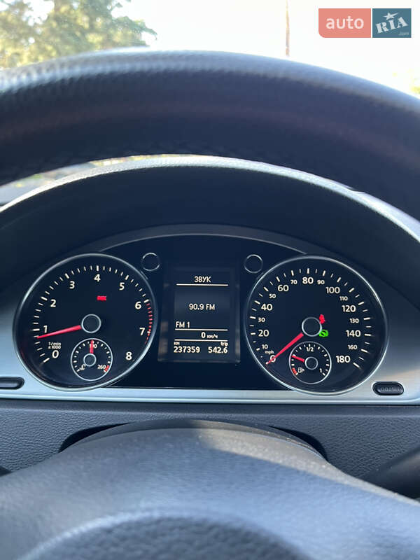 Купе Volkswagen CC / Passat CC 2012 в Виннице