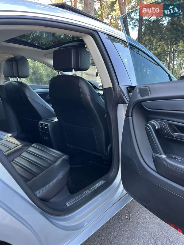 Купе Volkswagen CC / Passat CC 2012 в Виннице