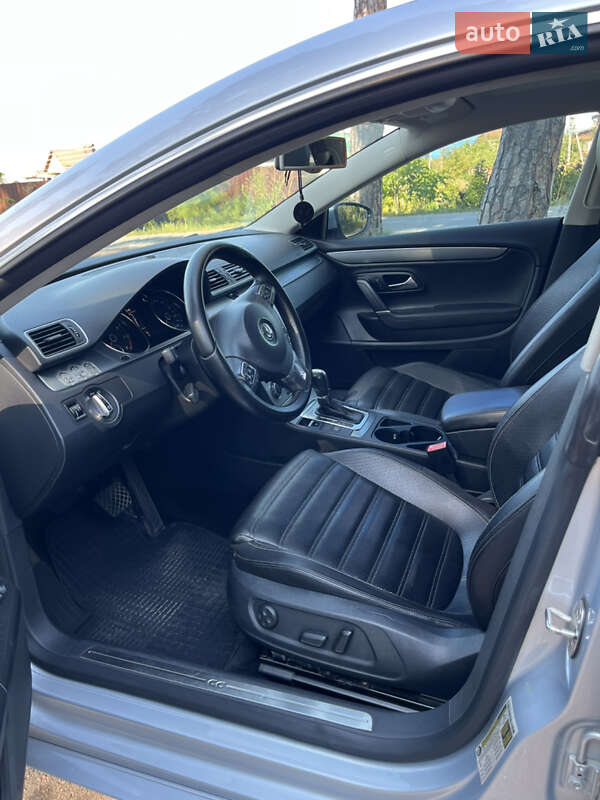 Купе Volkswagen CC / Passat CC 2012 в Виннице