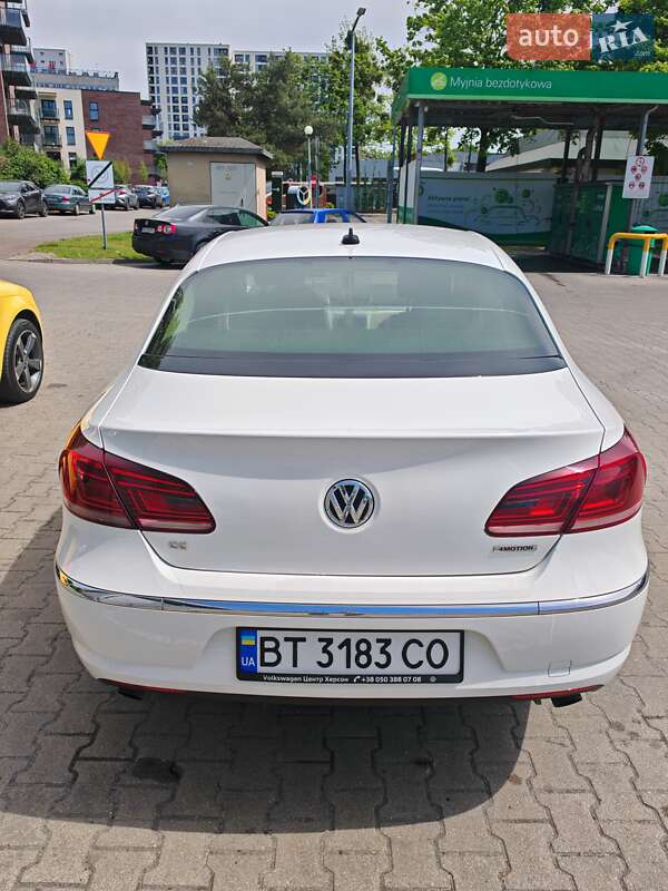 Купе Volkswagen CC / Passat CC 2013 в Киеве