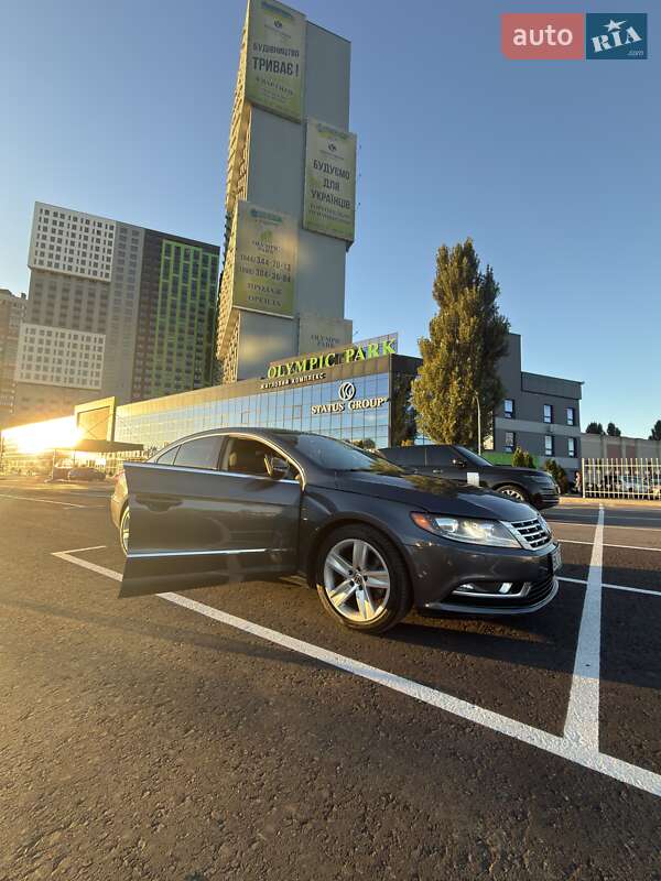 Купе Volkswagen CC / Passat CC 2014 в Киеве