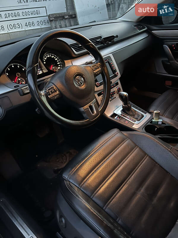 Купе Volkswagen CC / Passat CC 2012 в Каменке-Бугской