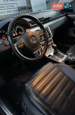 Купе Volkswagen CC / Passat CC 2012 в 