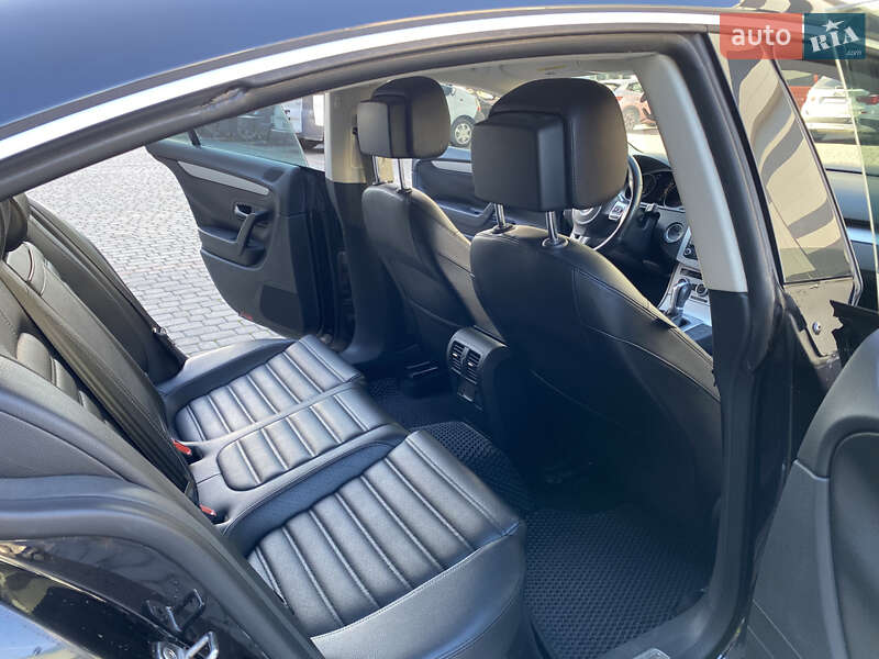 Купе Volkswagen CC / Passat CC 2014 в Львове