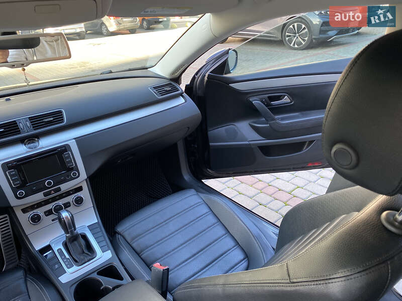 Купе Volkswagen CC / Passat CC 2014 в Львове