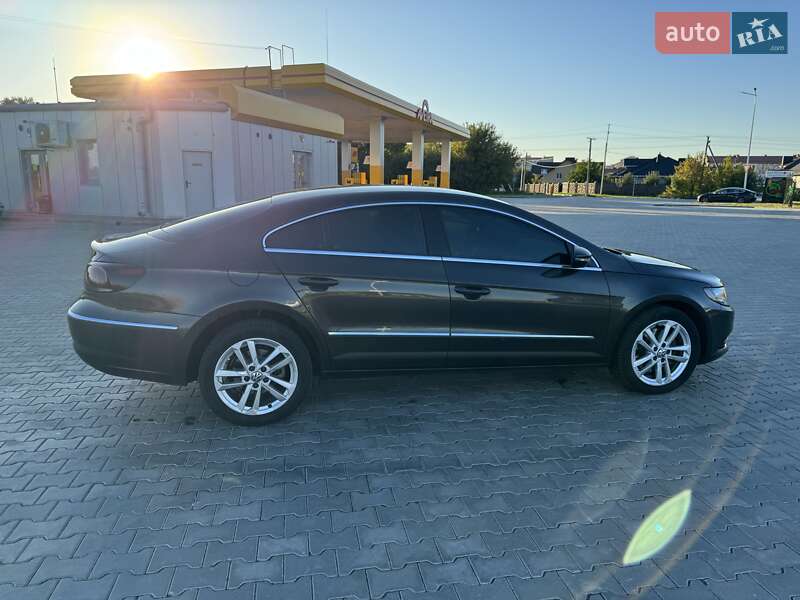 Купе Volkswagen CC / Passat CC 2012 в Луцке