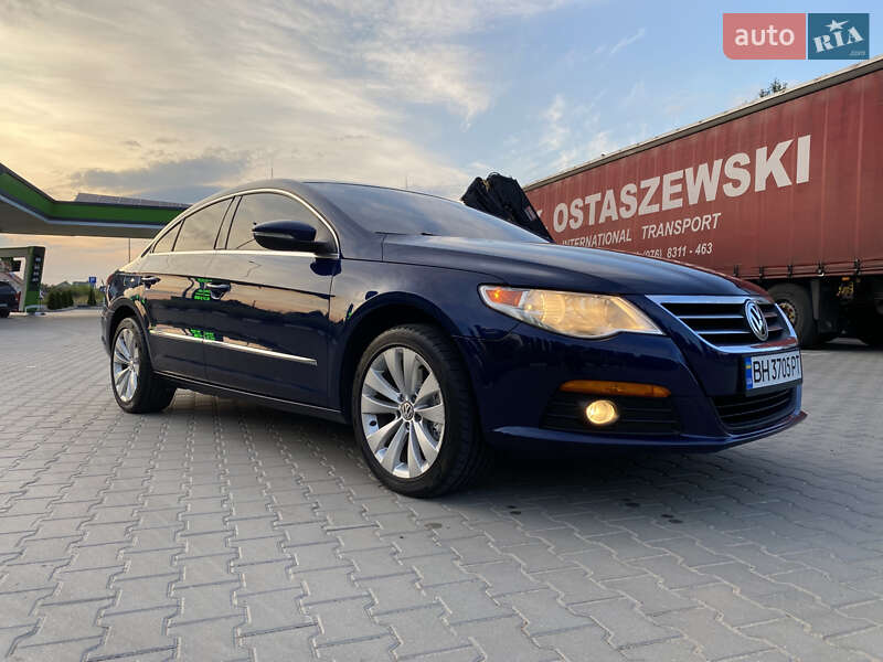 Купе Volkswagen CC / Passat CC 2010 в Хмельницком