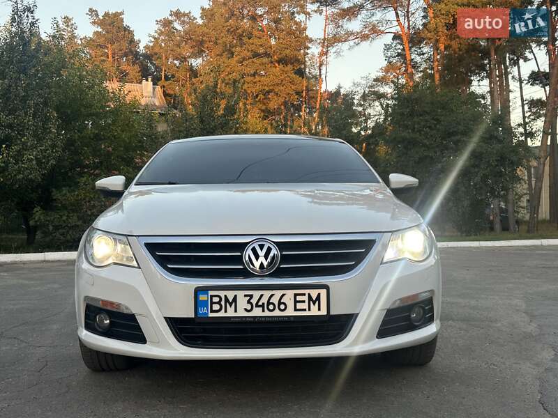 Купе Volkswagen CC / Passat CC 2010 в Сумах