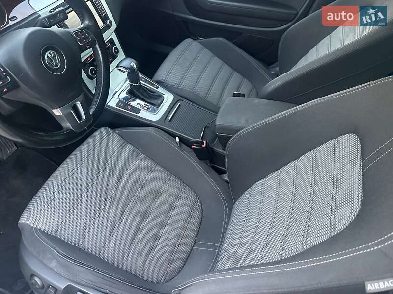 Купе Volkswagen CC / Passat CC 2010 в Сумах