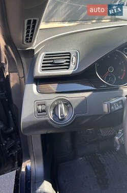 Купе Volkswagen CC / Passat CC 2012 в 