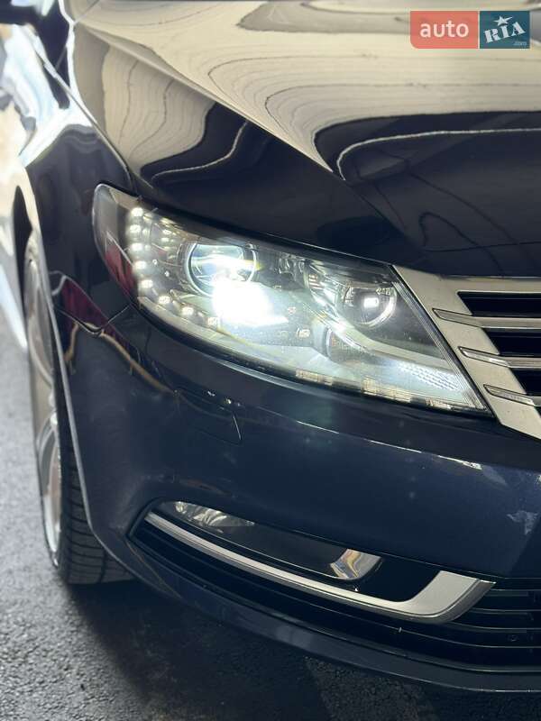 Купе Volkswagen CC / Passat CC 2014 в Киеве
