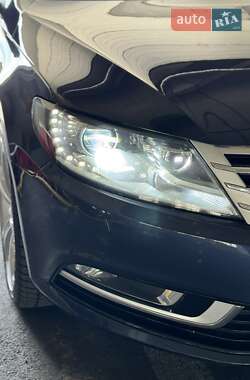 Купе Volkswagen CC / Passat CC 2014 в 