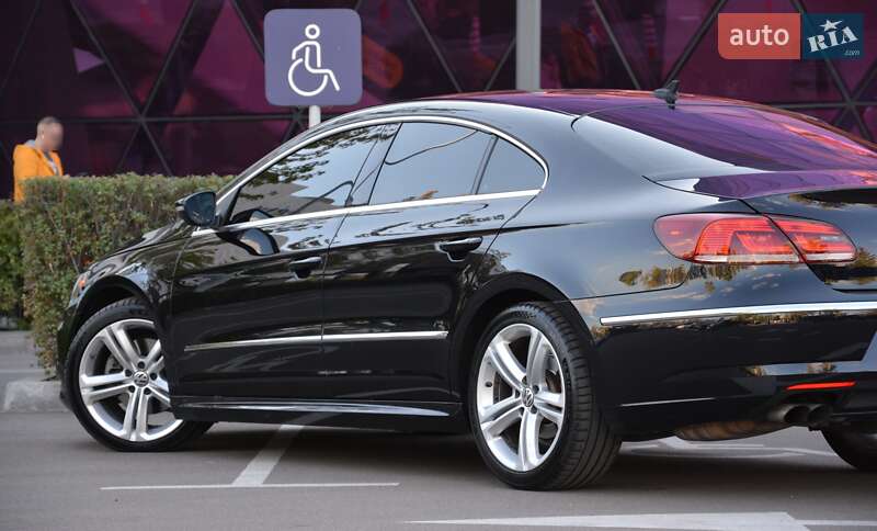 Купе Volkswagen CC / Passat CC 2014 в Киеве