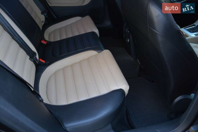 Купе Volkswagen CC / Passat CC 2014 в Киеве