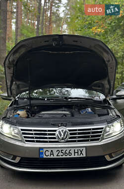 Купе Volkswagen CC / Passat CC 2012 в 