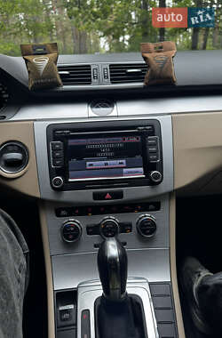 Купе Volkswagen CC / Passat CC 2012 в 