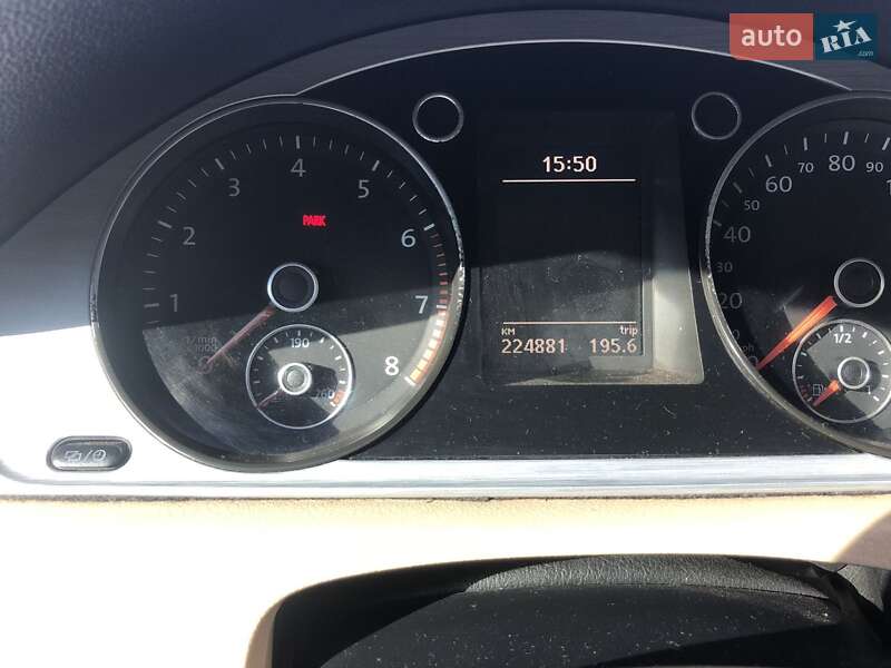 Купе Volkswagen CC / Passat CC 2012 в Николаеве