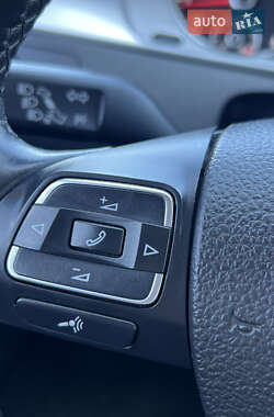 Купе Volkswagen CC / Passat CC 2015 в 