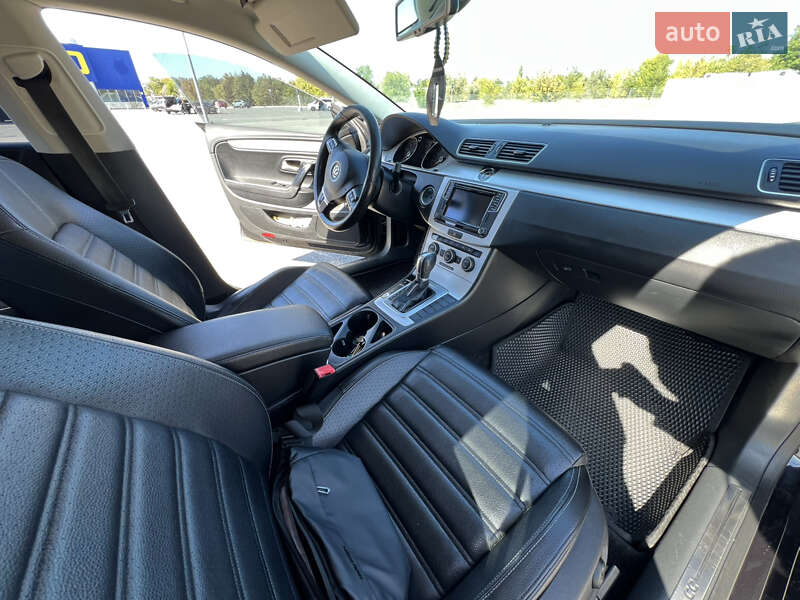 Купе Volkswagen CC / Passat CC 2015 в Днепре