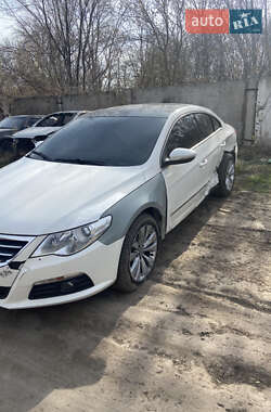 Купе Volkswagen CC / Passat CC 2010 в 
