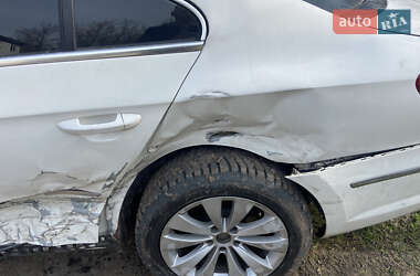 Купе Volkswagen CC / Passat CC 2010 в 