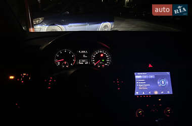 Купе Volkswagen CC / Passat CC 2010 в 