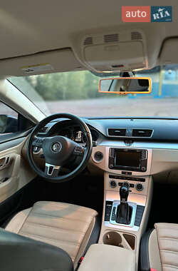 Купе Volkswagen CC / Passat CC 2015 в 