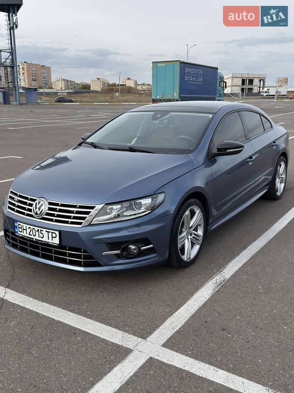 Купе Volkswagen CC / Passat CC 2016 в 