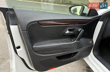 Купе Volkswagen CC / Passat CC 2011 в 